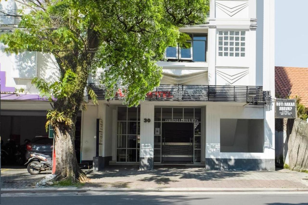 Gania Hotel Bandung Eksteriør bilde