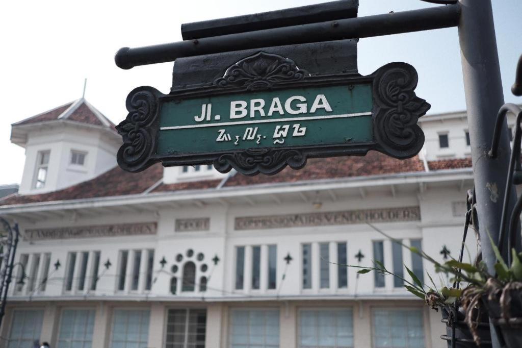 Gania Hotel Bandung Eksteriør bilde