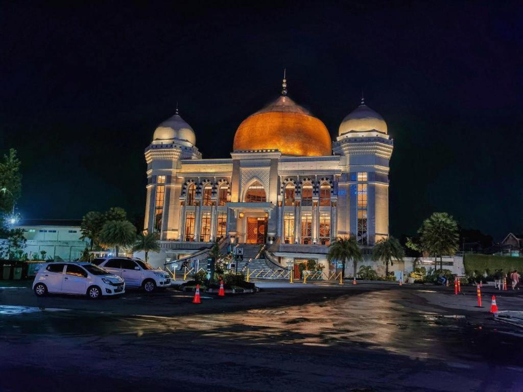 Gania Hotel Bandung Eksteriør bilde